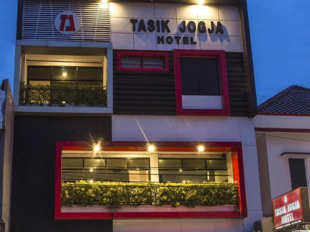 Tasik Jogja Hotel Yogyakarta Esterno foto